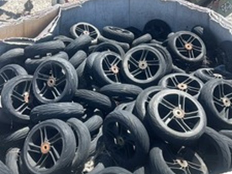 lot#-114--rising-sun-scooter-tires-image-1