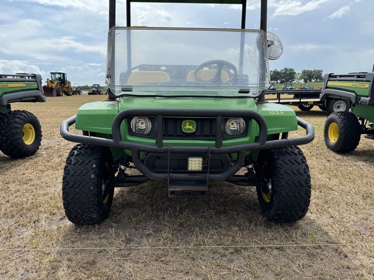 john-deere-gator-image-3