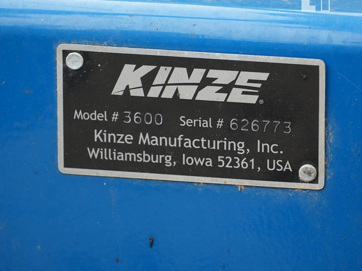 2013-kinze-3600asd-image-26