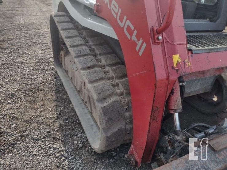 2018-takeuchi-tl8-image-34