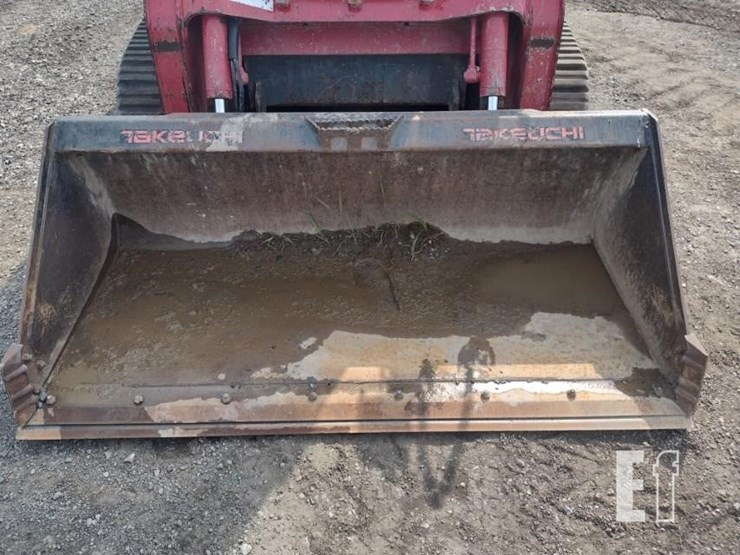 2017-takeuchi-tl12r2-image-17
