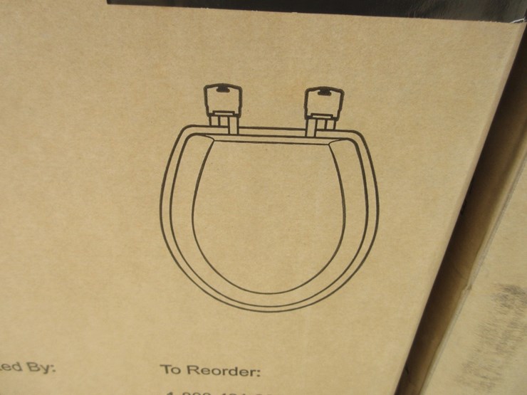 new-unused-seasons-round-wood-toilet-seats,-image-5