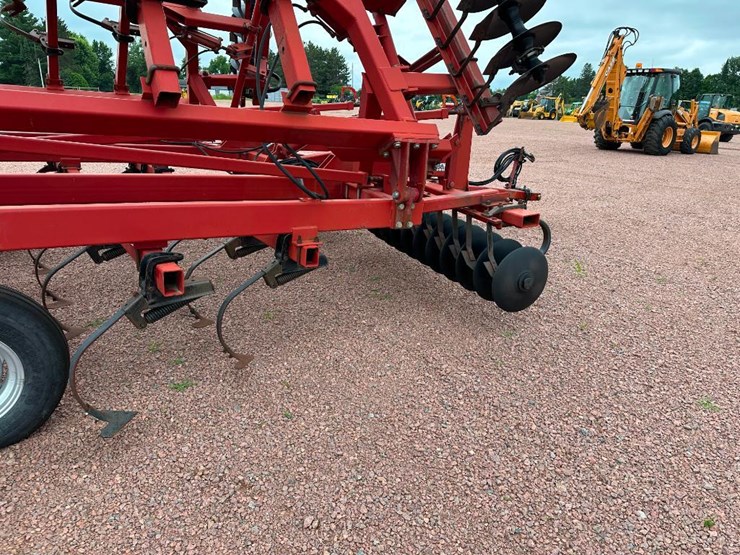 case-ih-4200-image-17
