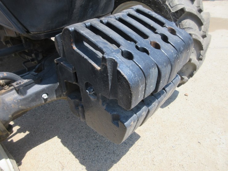 new-holland-t4050f-image-16