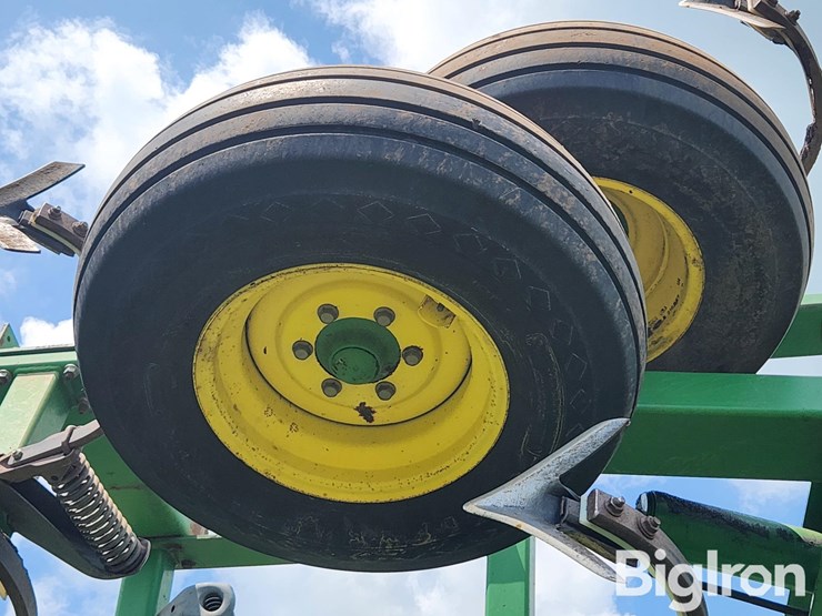2005-john-deere-41-image-14