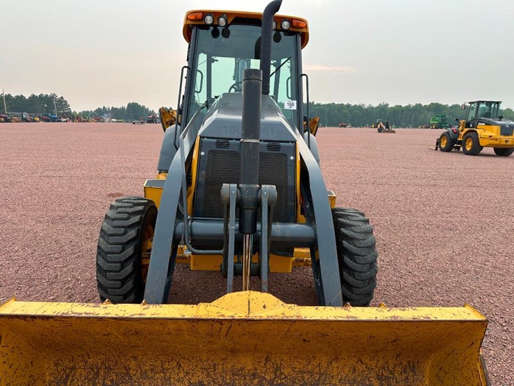 2018-deere-310sl-image-36