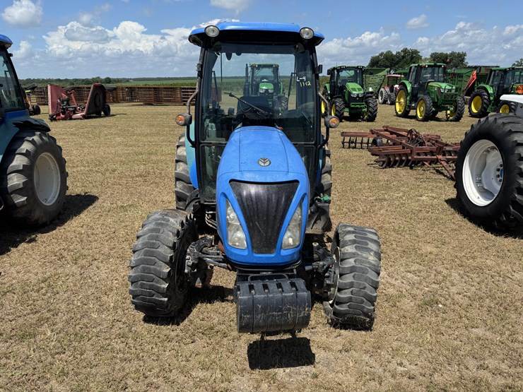 new-holland-boomer-47-image-3