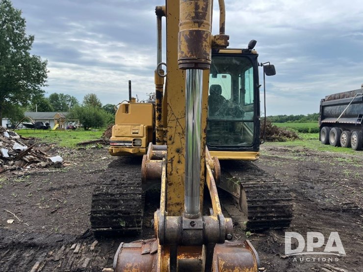 2005-caterpillar-312b-image-27