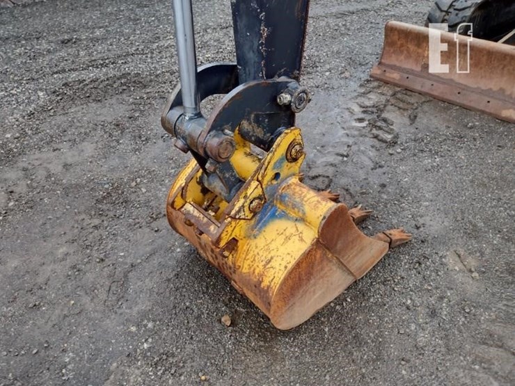 2007-deere-35d-image-20