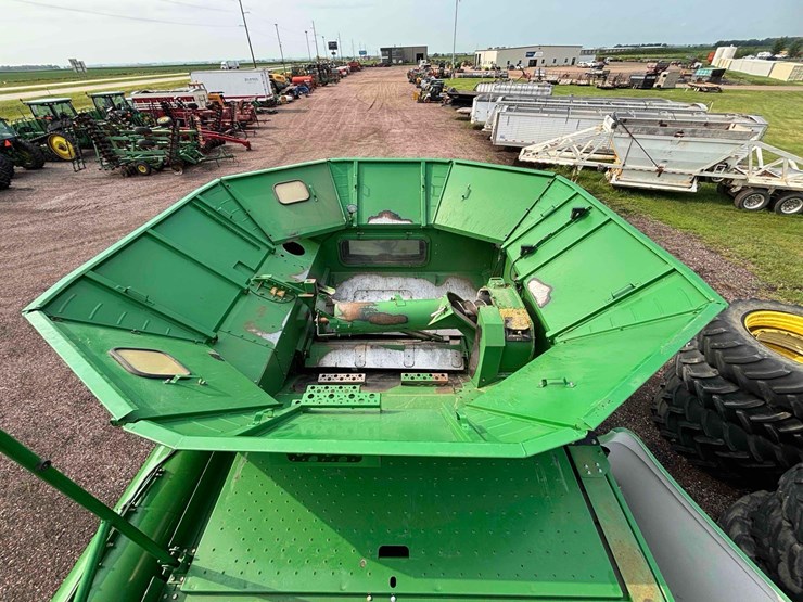 2013-john-deere-s680-image-62