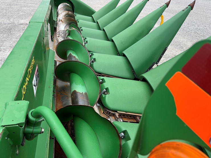 2008-john-deere-608c-image-10