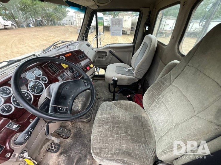 2006-sterling-day-cab-truck-(jn2505)-image-57