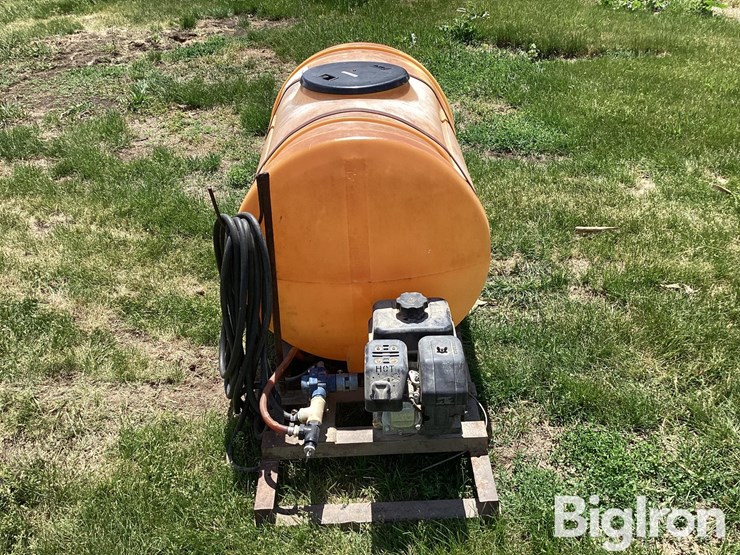 110-gal-poly-tank-w/-pump-image-2