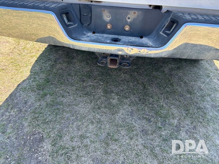 2015-dodge-ram-1500-image-32