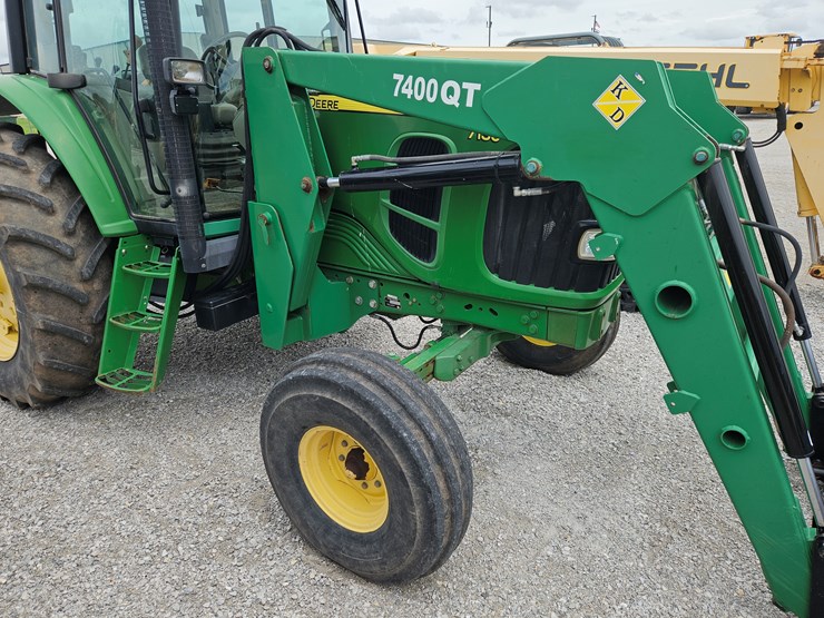 2010-john-deere-7130-image-21