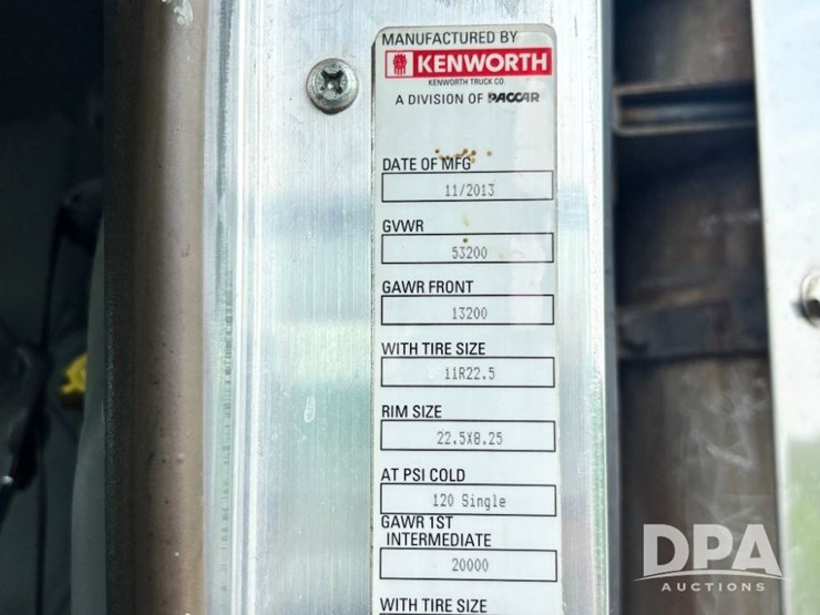 2014-kenworth-w900-image-103