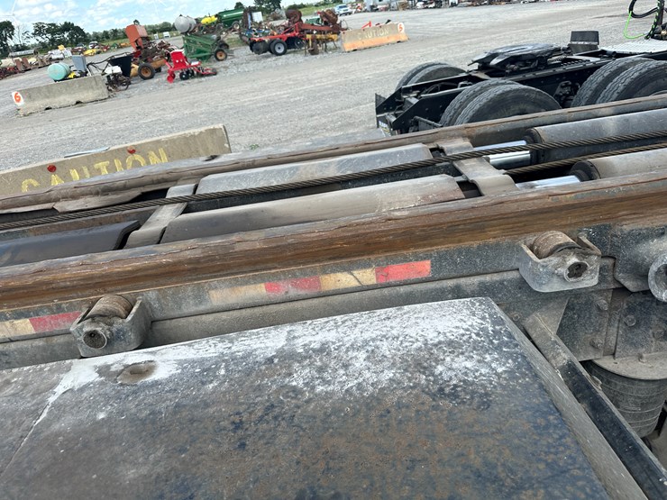 1999-mack-rd688s-image-50