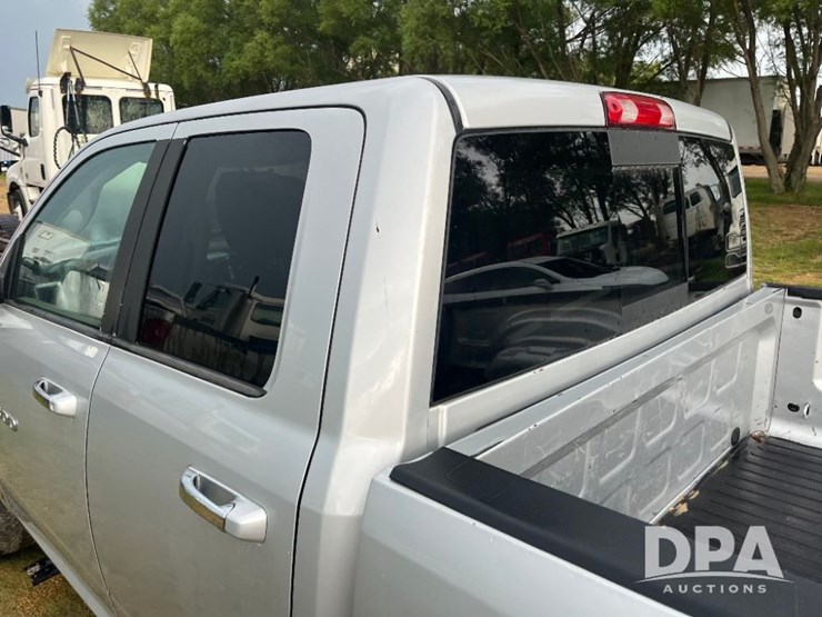 2012-dodge-ram-1500-image-42