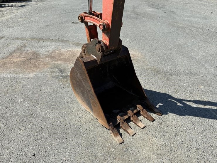 2014-kubota-kx057-4-image-12