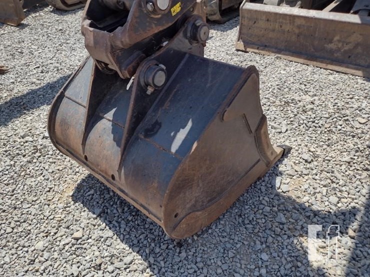 2022-bobcat-e88-image-17