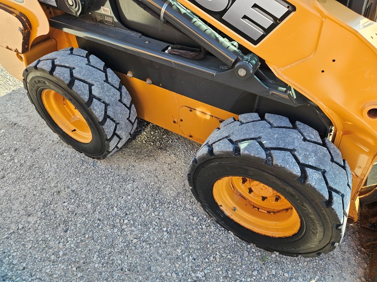 2012-case-sv250-image-18