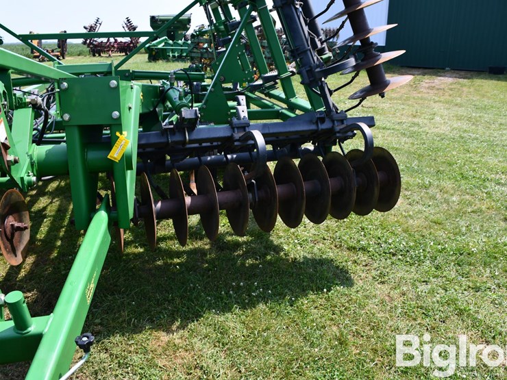 john-deere-726-image-12