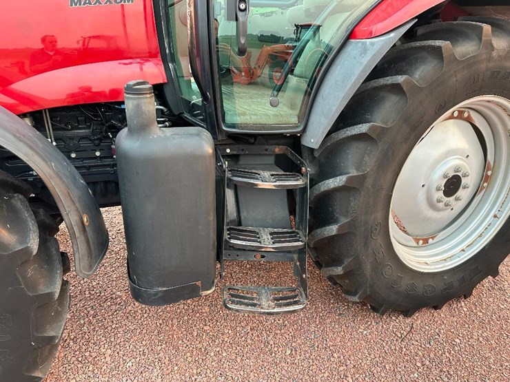 2008-case-ih-maxxum-115-image-13