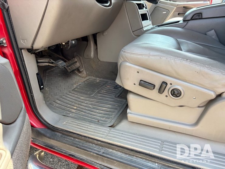 2005-chevy-avalanche-(dr11862)-image-59