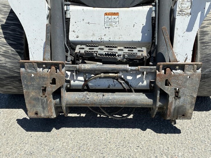 2022-bobcat-s770-image-5