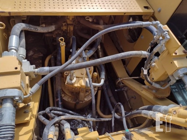 2013-caterpillar-329el-image-48