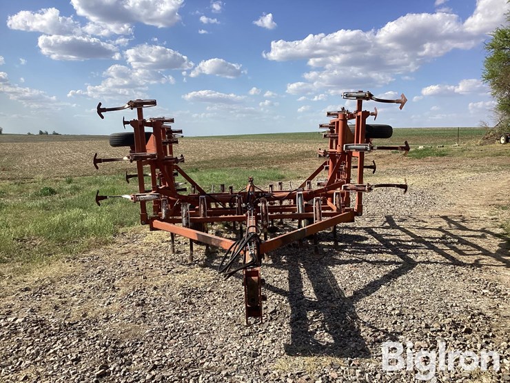 wil-rich-20'-field-cultivator-image-2
