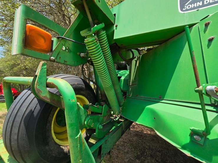 john-deere-946-image-16