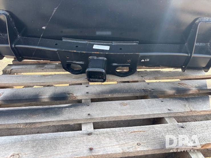 new-receiver-hitch-(dr11935)-image-2
