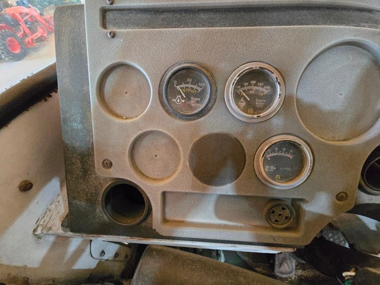 2004-capacity-tj7000-image-20