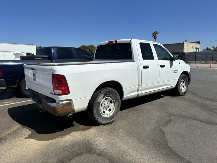 2016-dodge-ram-1500-image-4