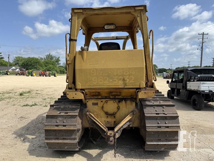 caterpillar-d6d-image-5