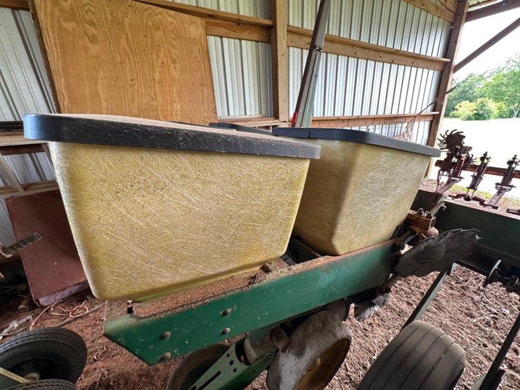 john-deere-7000-image-9