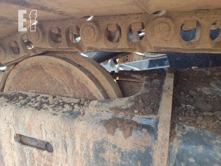 2020-deere-130g-image-35