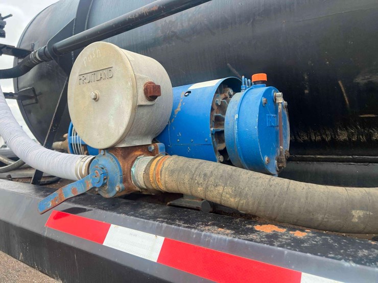 2011-stream-water-tanker-trailer-image-9