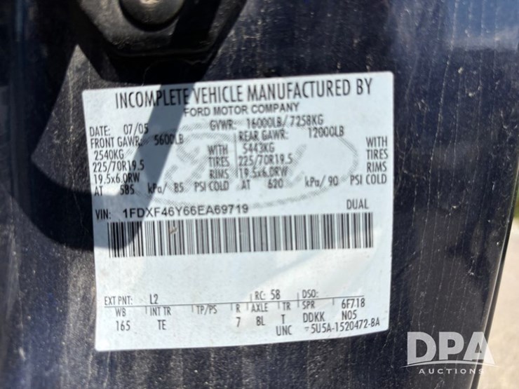2006-ford-f450-image-57