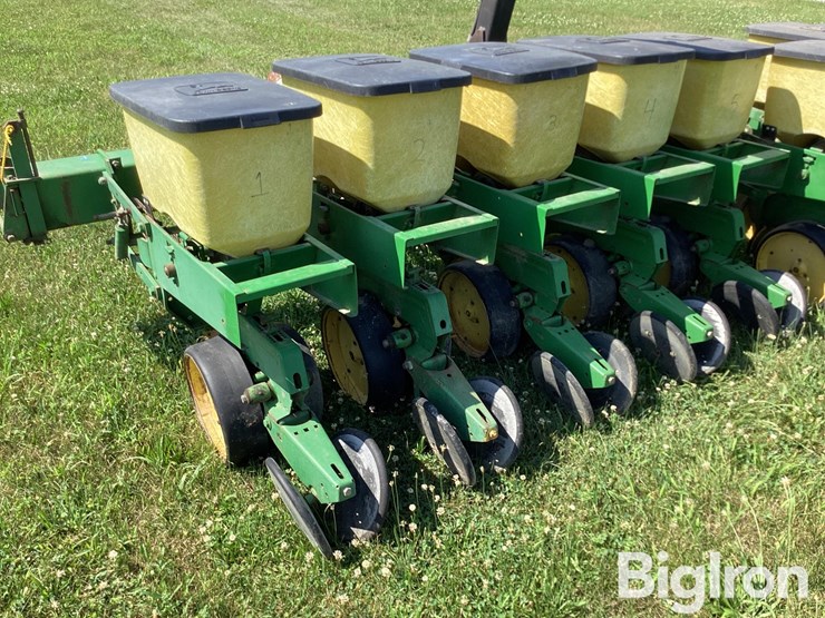 john-deere-7100-image-9