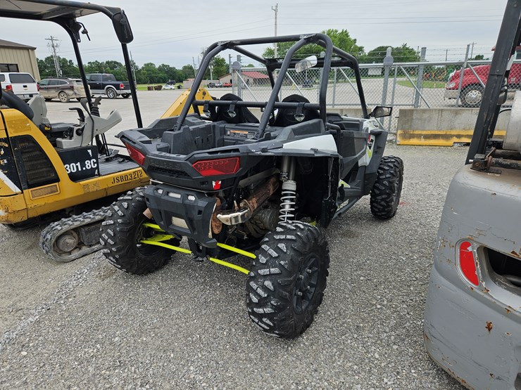#201774-•-2018-polaris-rzr1000-xp-utv-image-16