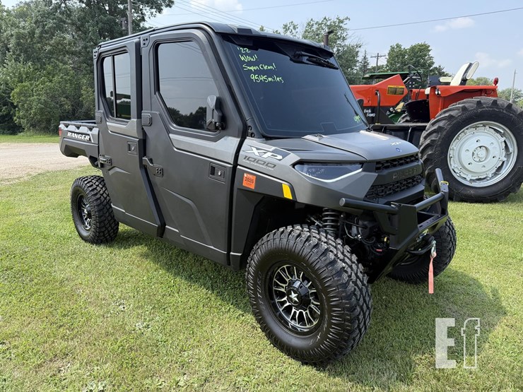2022-polaris-ranger-crew-image-3