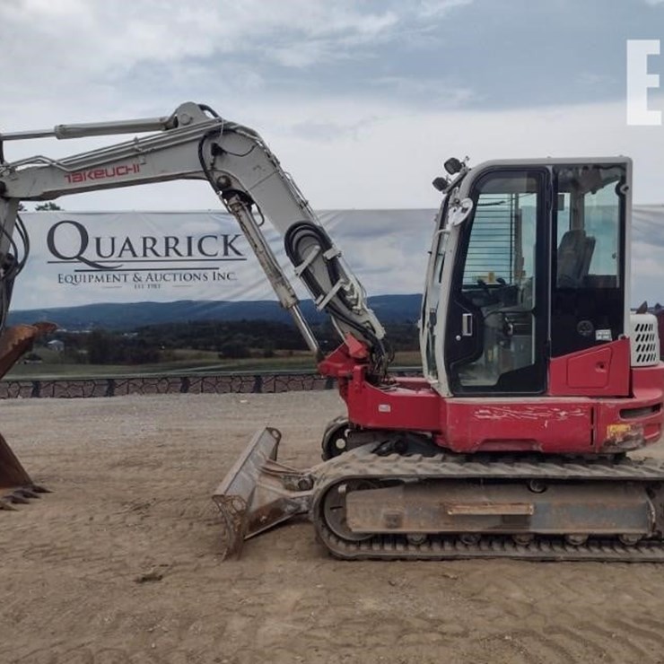 2015 TAKEUCHI TB280FR