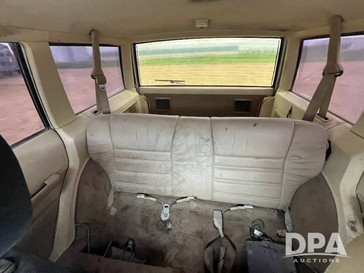 1990-jeep-cherokee-limited-image-58