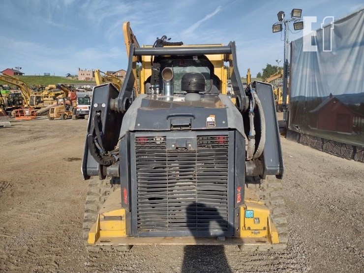 2022-deere-333g-image-4