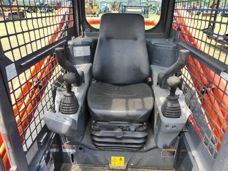 kubota-svl75-2-image-12