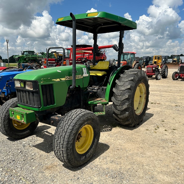 2005 JOHN DEERE 5205
