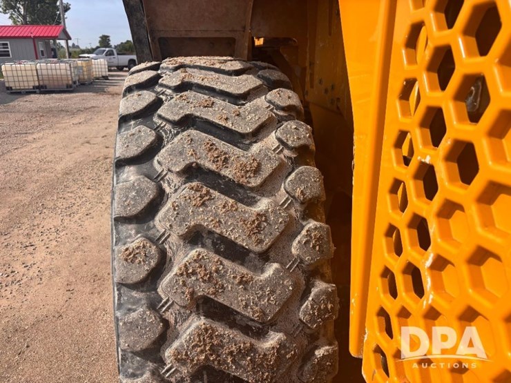 2014-caterpillar-950m-image-37