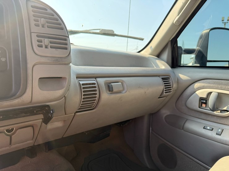 1996-chevrolet-3500-image-46